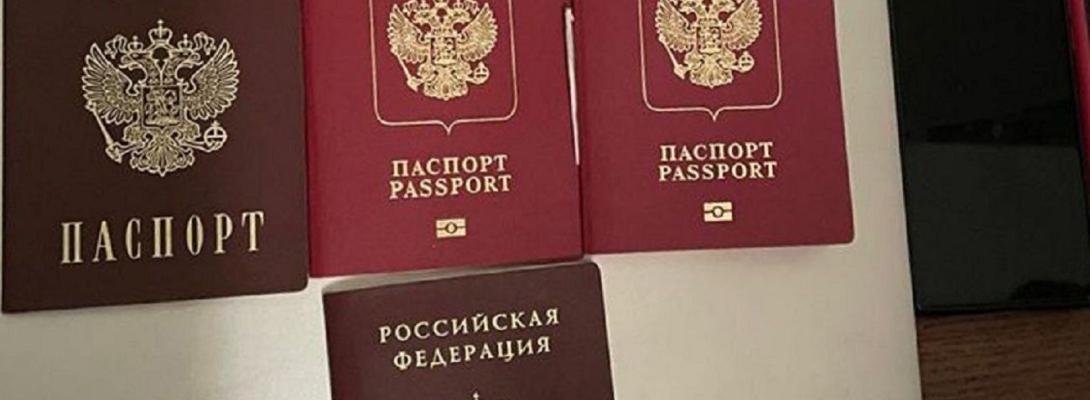 У Києві СБУ затримала директорку школи з російськими паспортами: подробиці