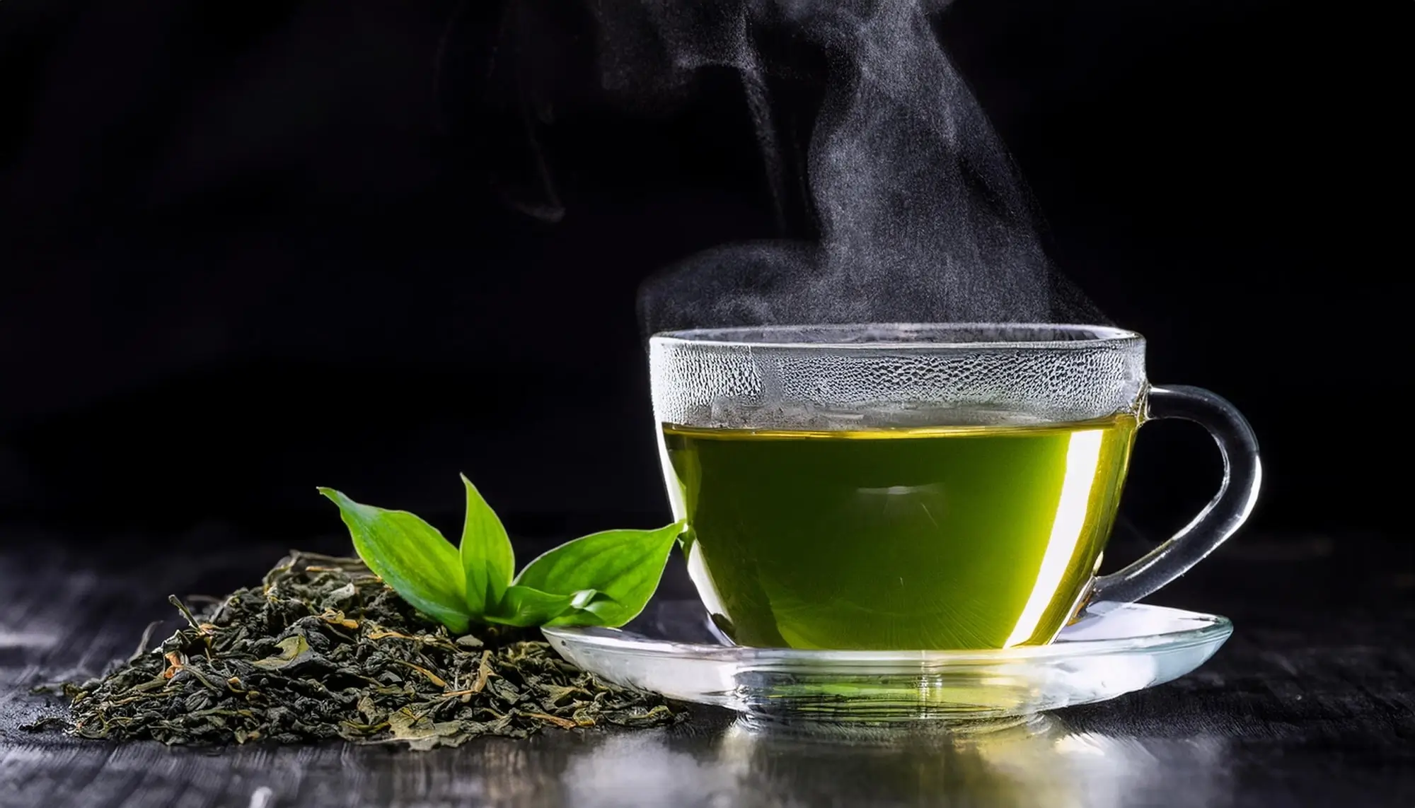 Вчені вражені: нові дослідження відкрили несподівані корисні властивості зеленого чаю