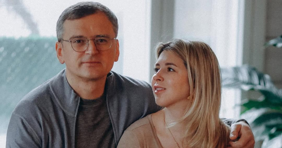 Дружина ексглави МЗС Кулеби потрапила в секс-скандал: відео з порадами розірвало мережу