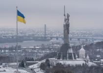 У столиці приспустять головний прапор України: що відомо станом на зараз