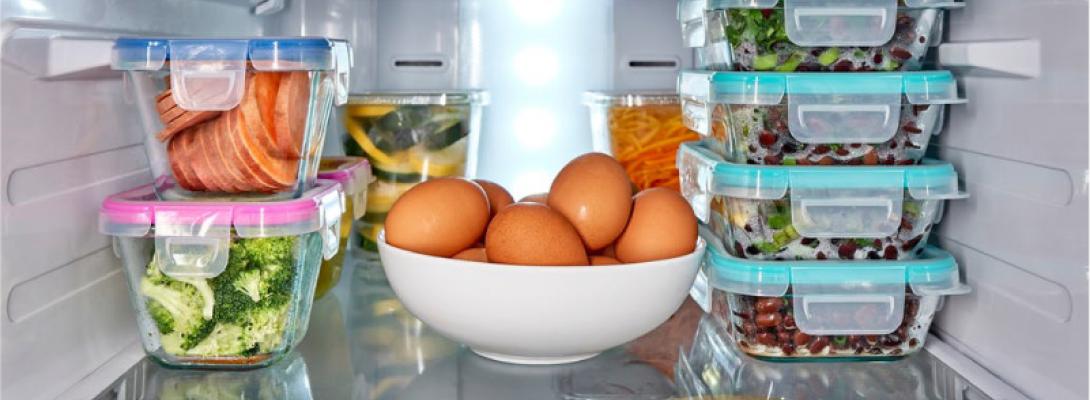 Раптове відключення світла: правила зберігання продуктів, які варто знати кожному