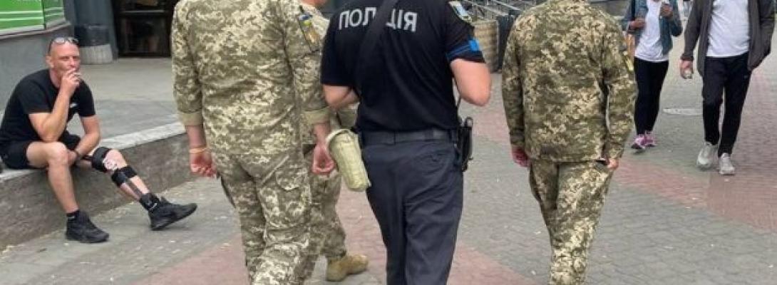 Що загрожує усім військовозобов’язаним? Нові повноваження ТЦК викликають тривогу