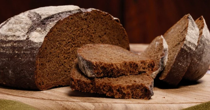 Який хліб справді корисний: експерти пояснили, чому саме цей продукт варто обрати
