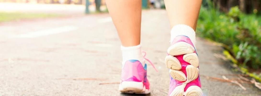 Забудьте про спортзал! Дослідження показує секрет довгого життя без важких тренувань