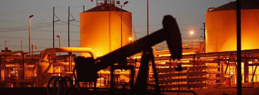 Ціни на нафту стрімко зростають через масштабний сніговий шторм у США: подробиці