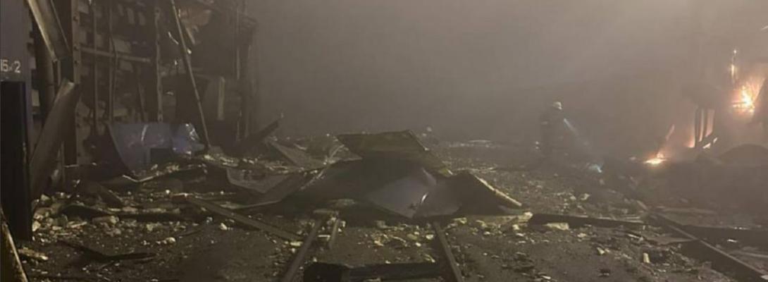 Росіяни вдарили по порту "Південний" під Одесою: кадри пожежі та руйнувань