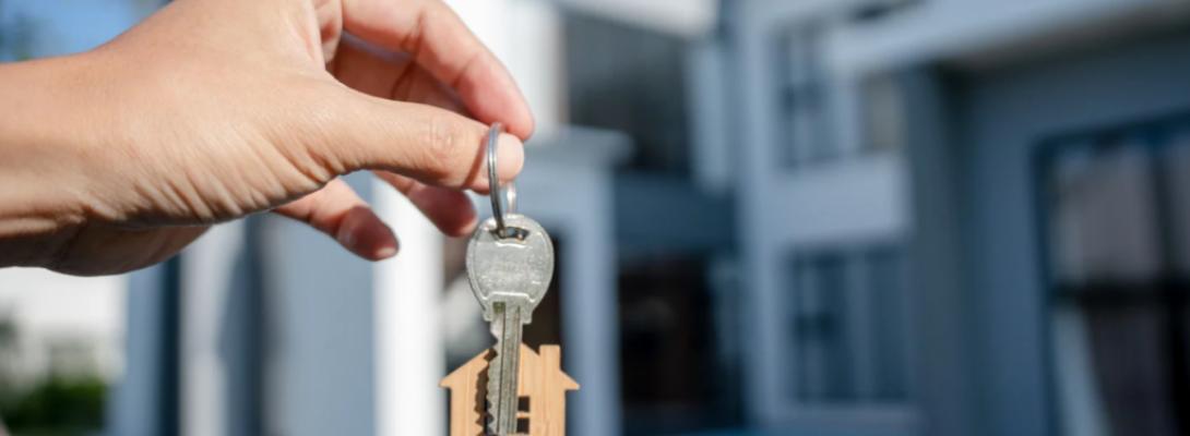 Шокуюче розслідування! Мати депутата придбала нерухомість на сотні тисяч доларів