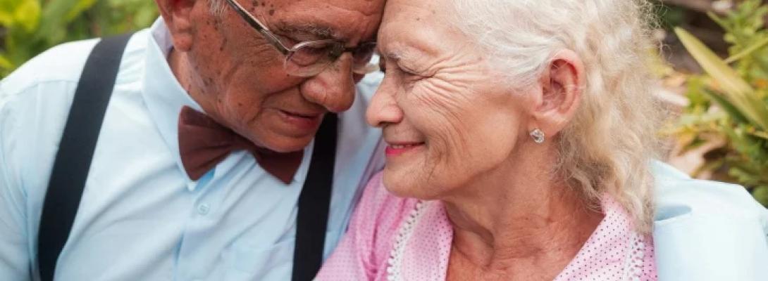 Секрет довголіття розкрито: вчені виявили, чому деякі люди досягають 100 років та більше