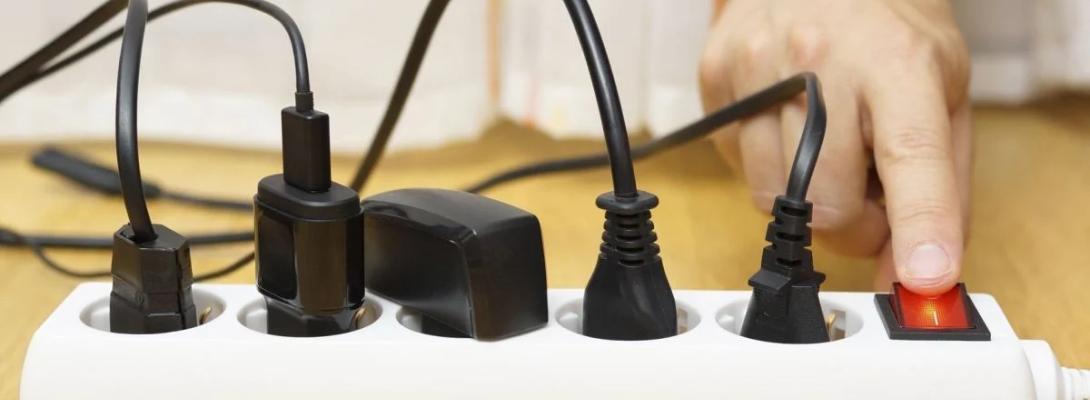 Чотири прилади, які потрібно обов’язково вимикати, якщо ними не користуєтеся