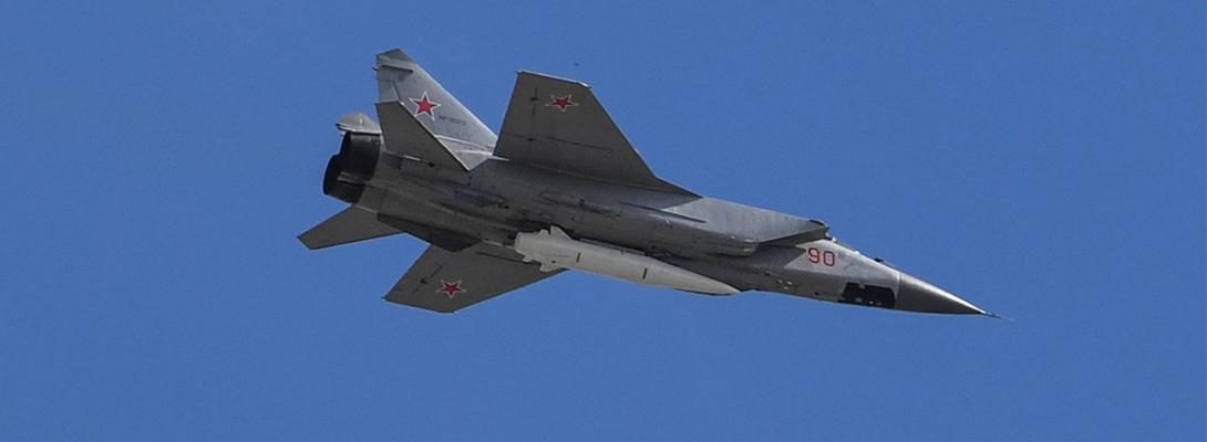 Кропивницький під масованим ракетно-дроновим ударом: у місті лунають вибухи