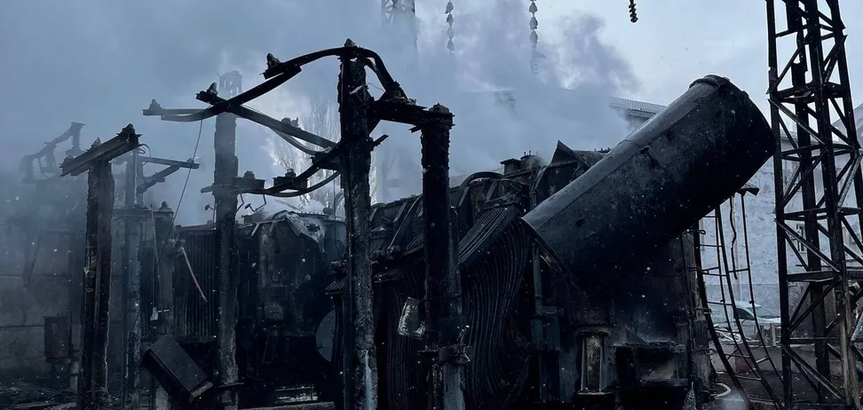 Холод і темрява! Ворог 220 разів атакував українські ТЕС: кадри, як після апокаліпсису