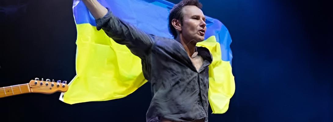 Вакарчук не стримав емоцій! Співак присвятив пісню олімпійцю після дискваліфікації
