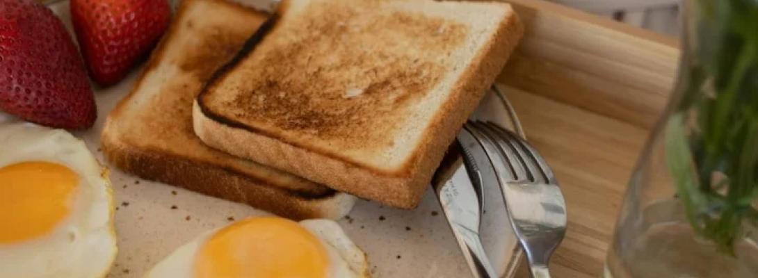 Після 50 ранок має починатися правильно: цей сніданок допоможе зміцнити організм