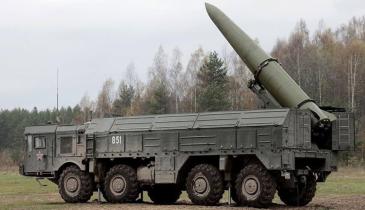 "Іскандер" злетів у повітря: ССО показали ефектне відео удару по базі росіян