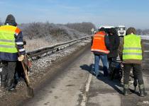 На дорогах яма на ямі: чому на Київщині зараз кладуть "холодний" асфальт 