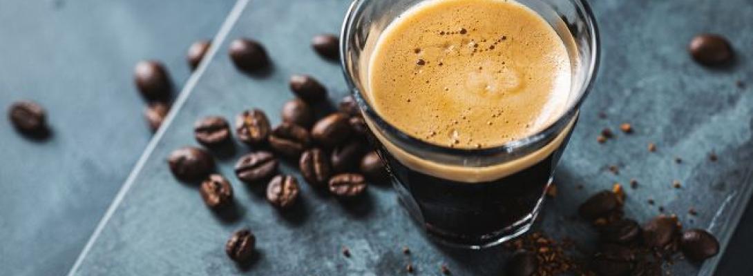 Кава та молодість: скільки чашок на день реально допомагає уповільнити старіння