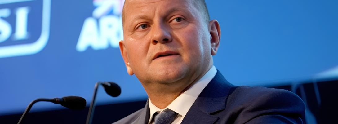 Гучна суперечка навколо рейтингу Залужного! Мережа вибухнула після реакції ексголовкома