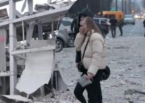 Жах у центрі Запоріжжя: російська ракета знищила клініку – є загиблі й поранені