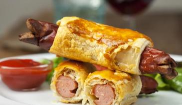 Неймовірна смакота до вашого чаю: секрети приготування сосисок у тісті від  шеф-кухаря