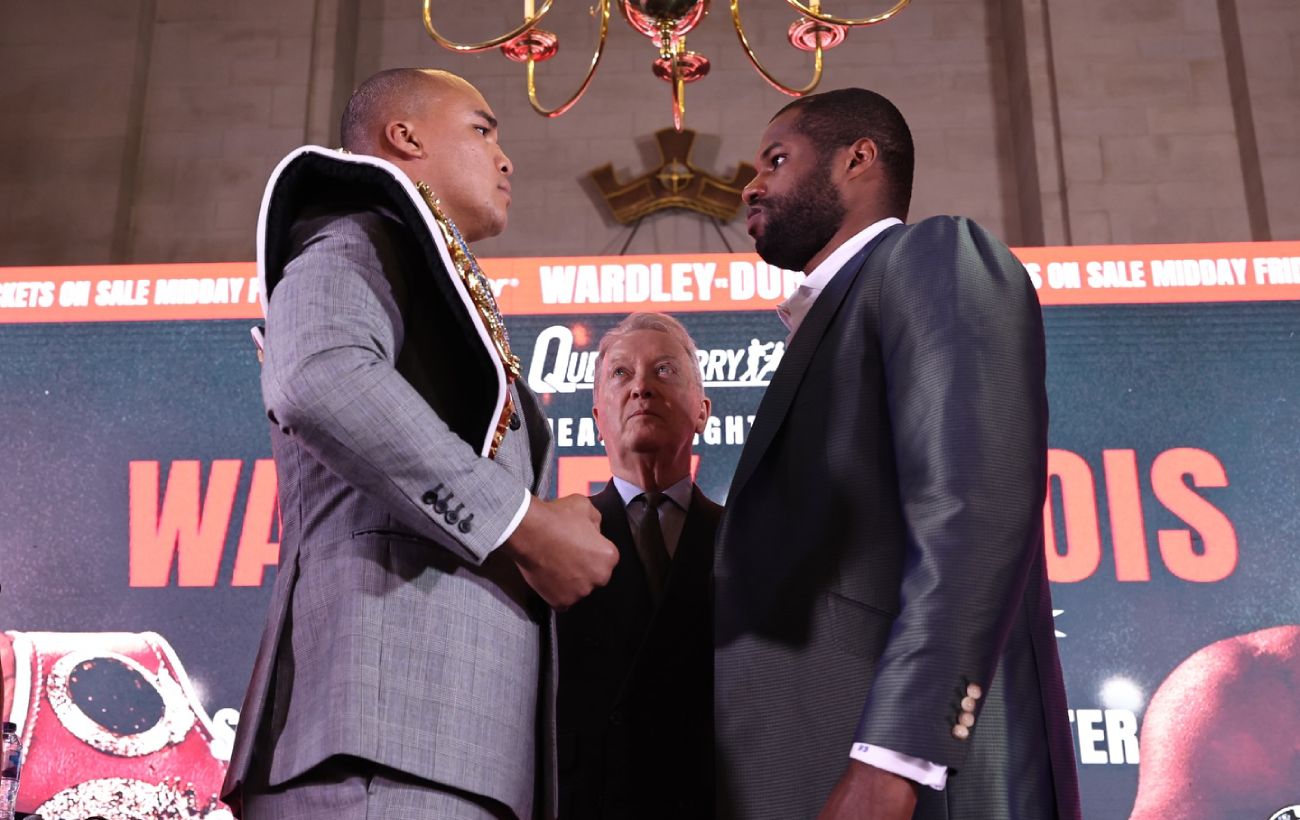 Нокаутований Усиком Дюбуа пішов на конфлікт із новим чемпіоном: скандальна битва поглядів