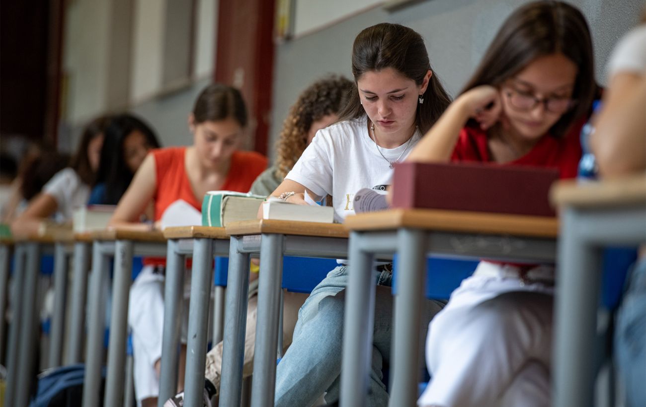 Українці зможуть скласти НМТ у 2026 році у 31 країні: повний перелік від УЦОЯО