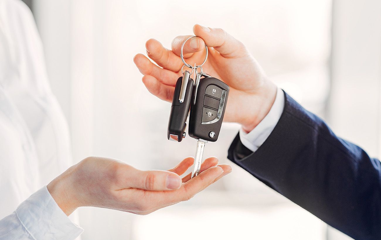 Податки під час продажу авто: у МВС пояснили, хто й скільки має платити у 2026 році