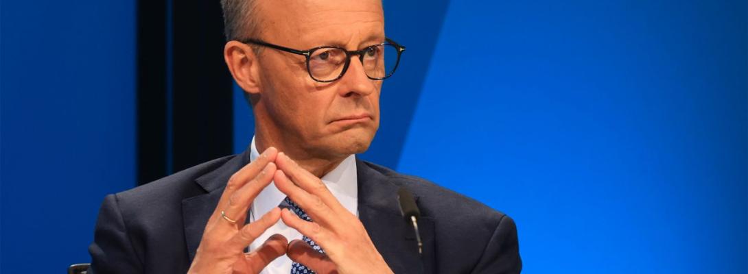 З картою України: як спрацювала "приватна дипломатія" Мерца у переговорах з Трампом