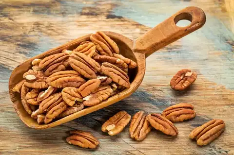 Горіх проти зайвої ваги: продукт, який допомагає запобігати розвитку ожиріння