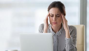 Експерти назвали п’ять шкідливих повсякденних звичок, які непомітно руйнують здоров’я