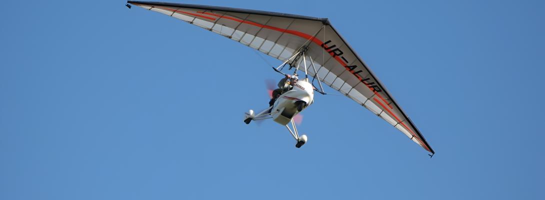 Такого ще не було! 31-річний українець тікав з України на мотодельтаплані