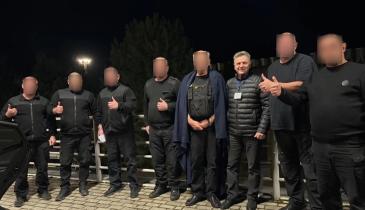 У МЗС заявили про жорстоке поводження з працівниками "Ощадбанку" в Угорщині