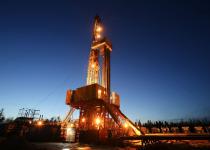 МЭА предлагает взять из резерва более сотни млн баррелей нефти для стабилизации цен, - WSJ