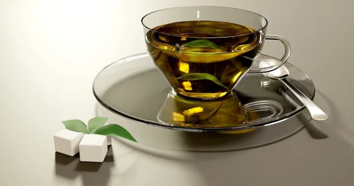 Як один напій може прискорити спалювання жиру на животі: поради дієтологів