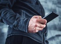 Ученые предупреждают: длинные телефонные разговоры способны провоцировать гипертонию