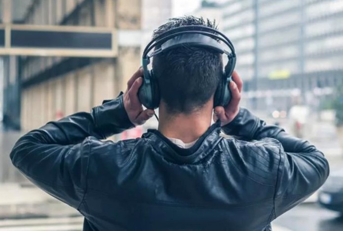 Коли смуток лікує: дослідження доводять, що сумна музика покращує психічне здоров’я