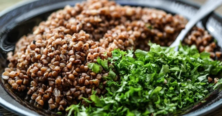 Гречка у вашому раціоні: несподівані властивості крупи, про які мало хто знає