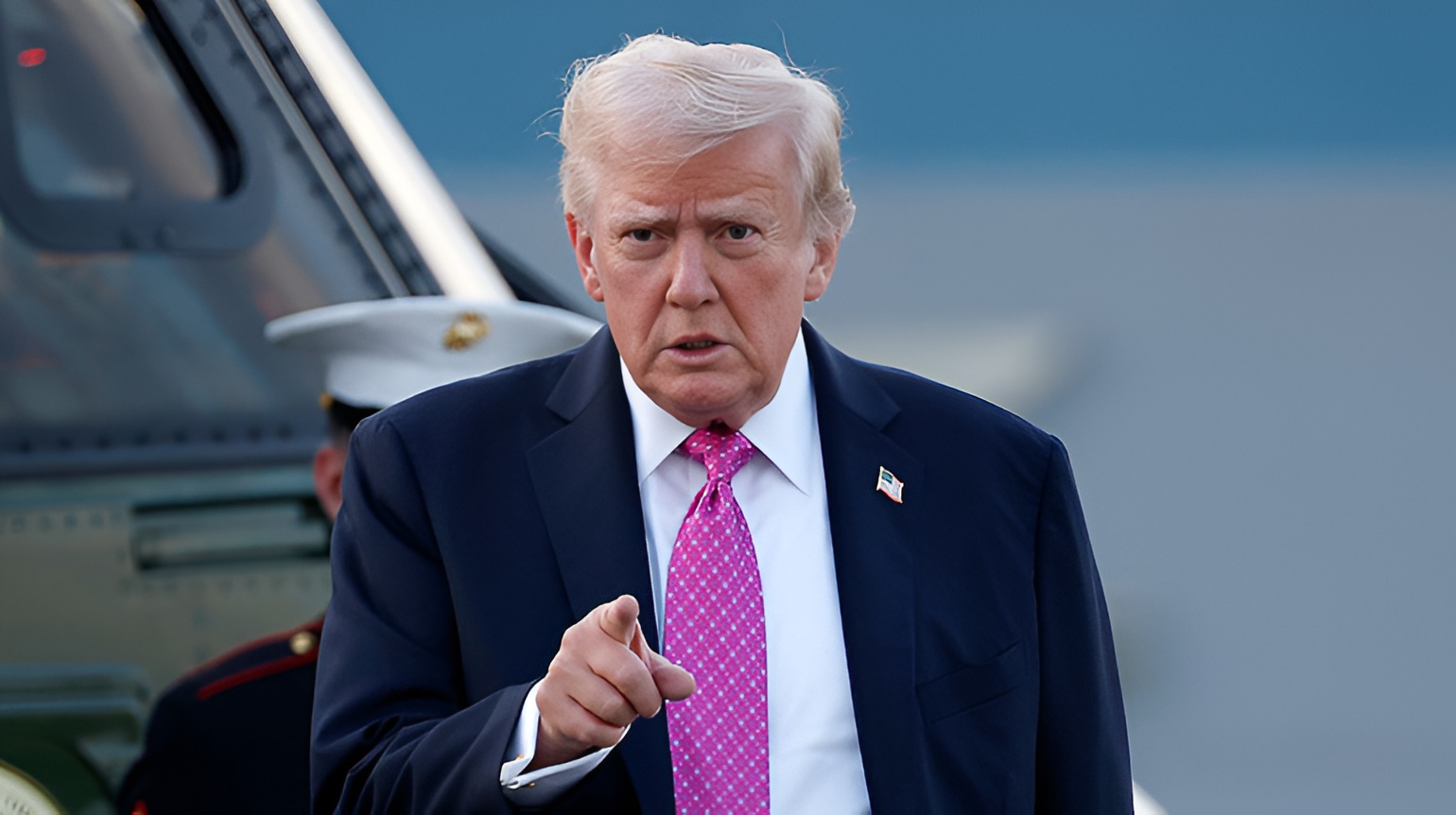 "Їх не існує": Трамп стверджує, що відео з морськими дронами згенероване ШІ