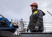 Чому графіки відключень світла повернулись: енергетики назвали кілька причин