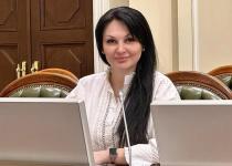 Викидала гроші через паркан: суд виніс вирок депутатці Марченко у гучній справі