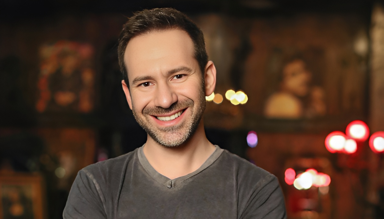 Помер власник OnlyFans: що стало причиною трагедії та яка доля чекає популярний сервіс