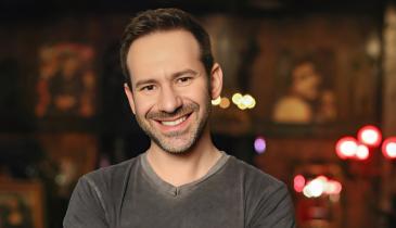 Помер власник OnlyFans: що стало причиною трагедії та яка доля чекає популярний сервіс