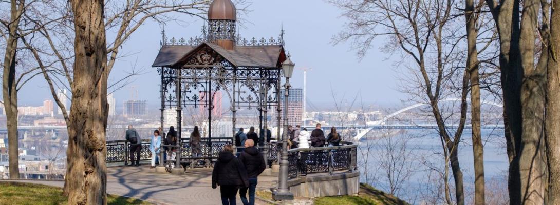 Якість повітря у Києві погіршилась: хто з людей у зоні ризику та де ситуація найскладніша