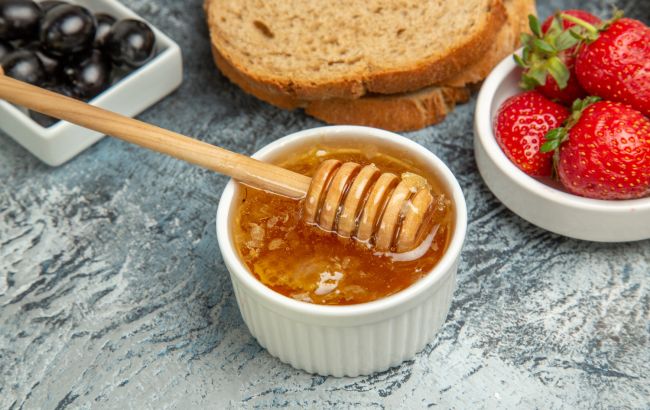 Що корисніше мед чи варення: розбираємося, який продукт варто додати до свого меню