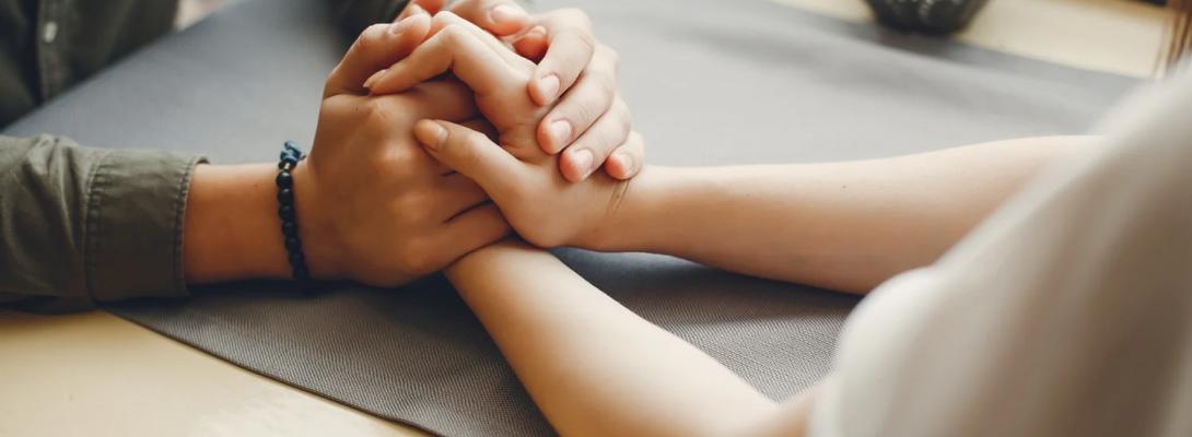 Вчені пояснили, чи дійсно люди з протилежними характерами притягуються: нове дослідження