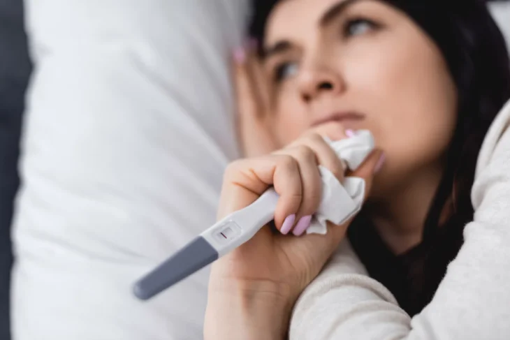 Безпліддя через кар’єру: лікарі виділили професії, які негативно впливають на здоров’я