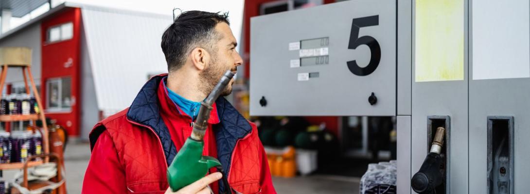 Бензин та дизель подорожчали: огляд цін на АЗС 30 березня та де вигідніше