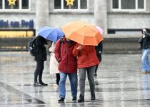 Нестабільна погода в Україні: де сьогодні йтимуть дощі, а де з мокрим снігом