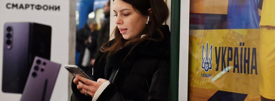 Базовий мінімум: які послуги зв'язку без світла мають бути в кожного українця