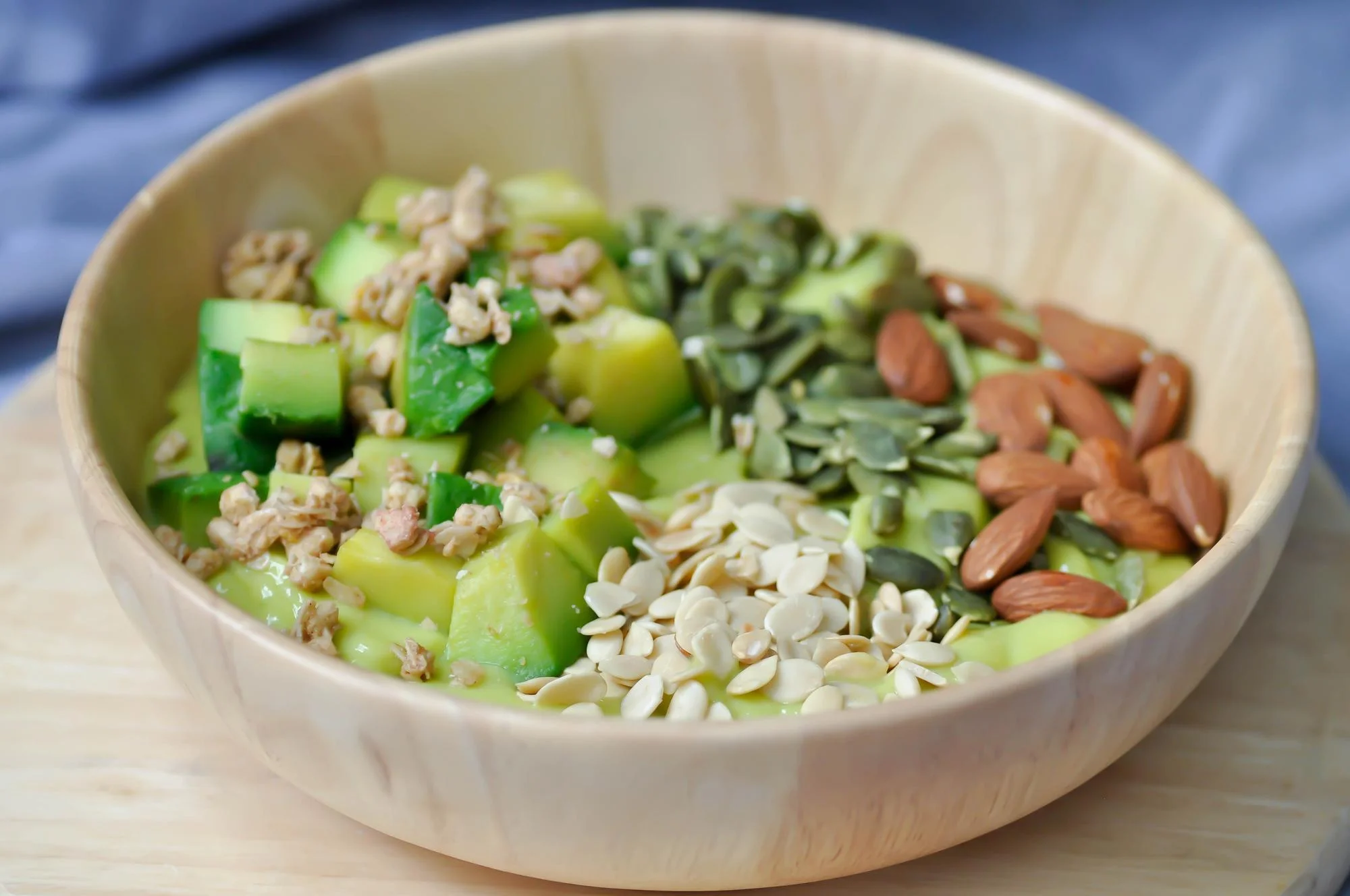 Секрети здорового сну: які продукти варто вживати, щоб зменшити тривожність