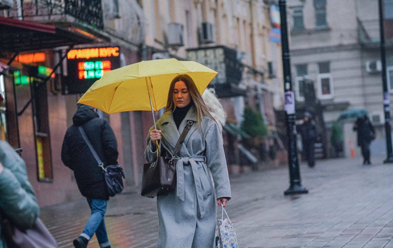 Тепло повертається: до +20 градусів по Україні, проте очікуються дощі та сильний вітер